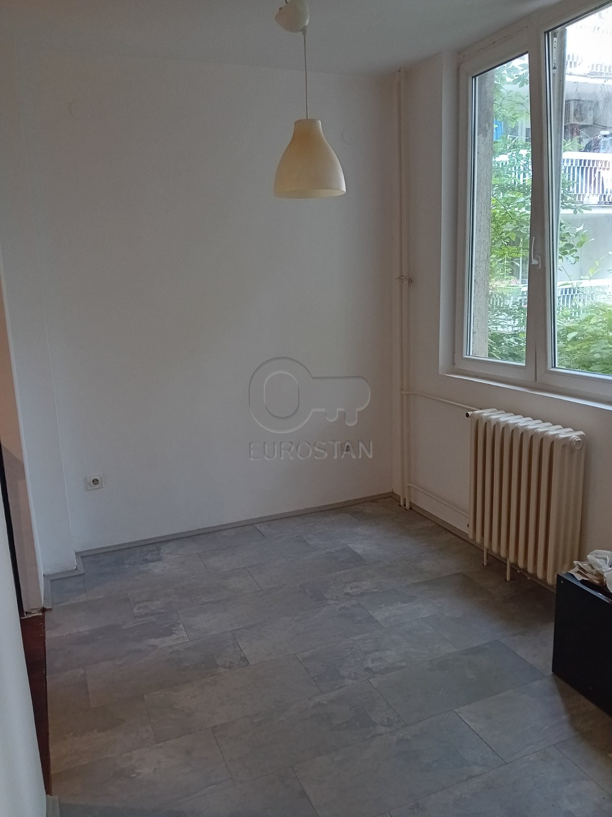 Kraljice Katarine Banovo brdo ID#43814