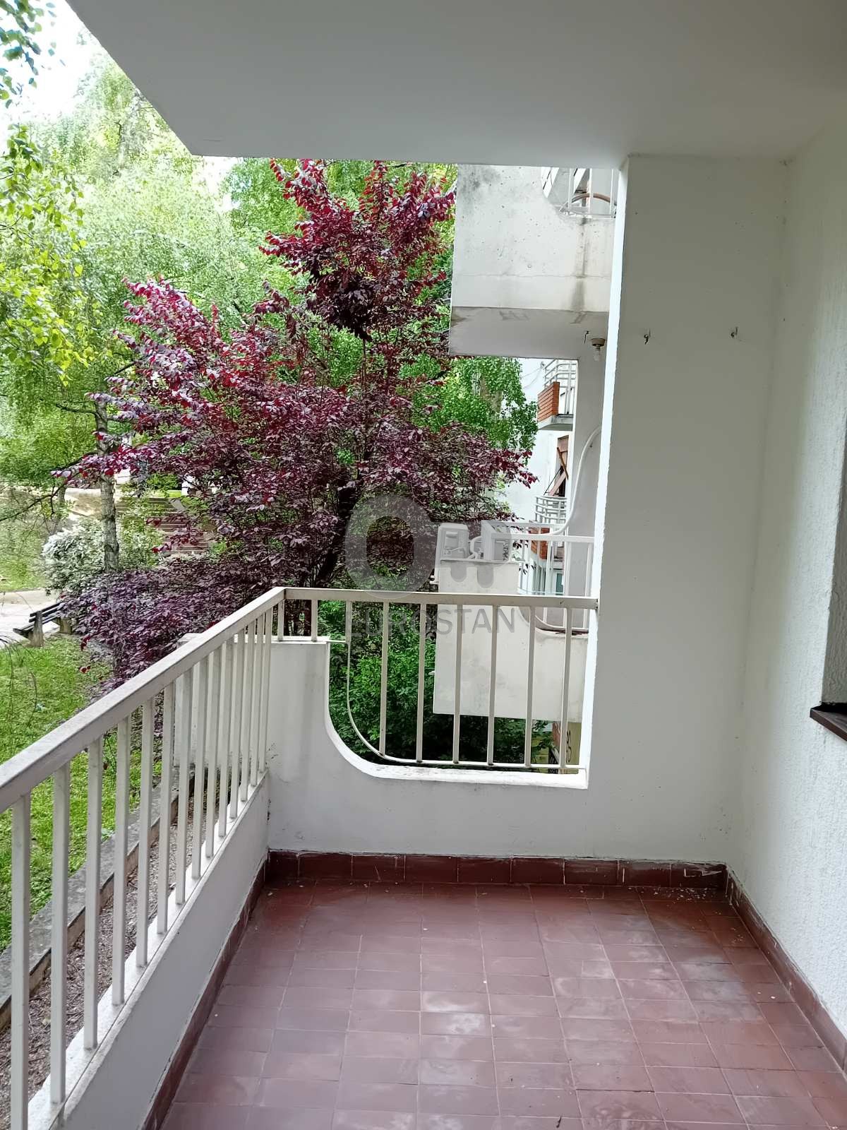 Kraljice Katarine Banovo brdo ID#43814