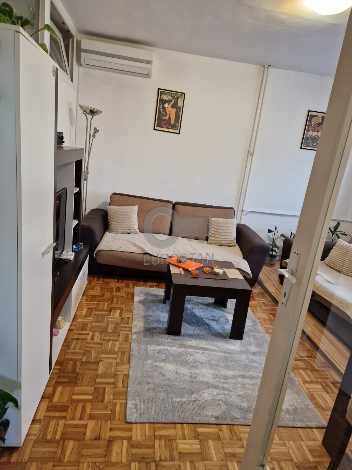 Sretena Mladenovića Mike Labudovo brdo ID#43908