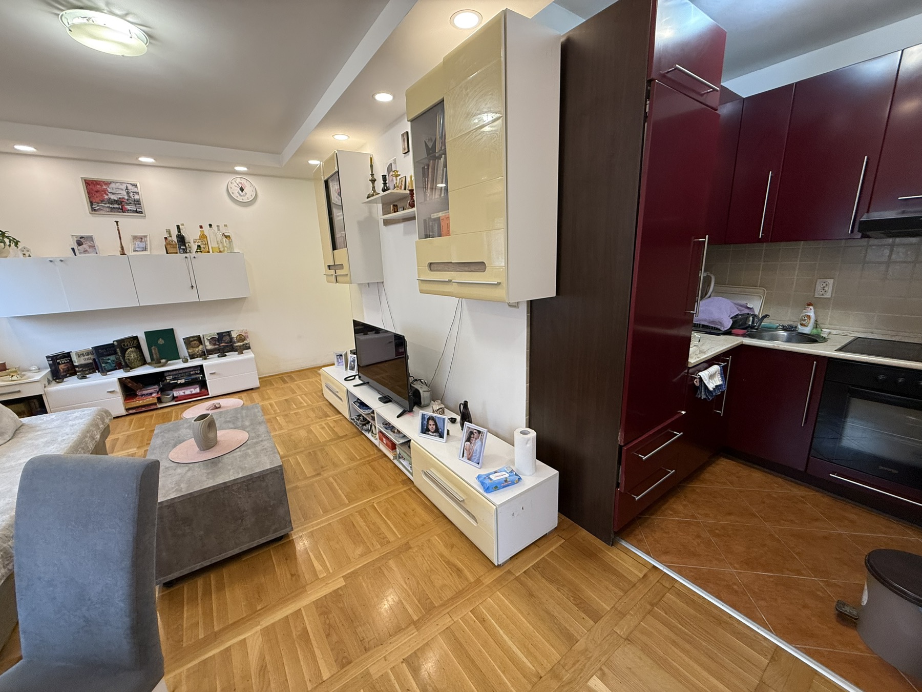 17. Oktobra Kneževac ID#43970