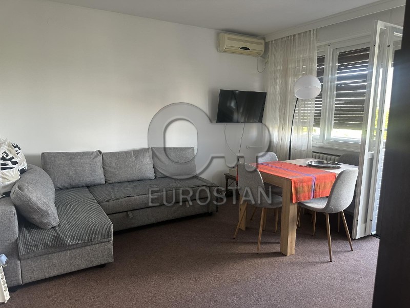 Bulevar Zorana Djindjića Blok 33 ID#44020
