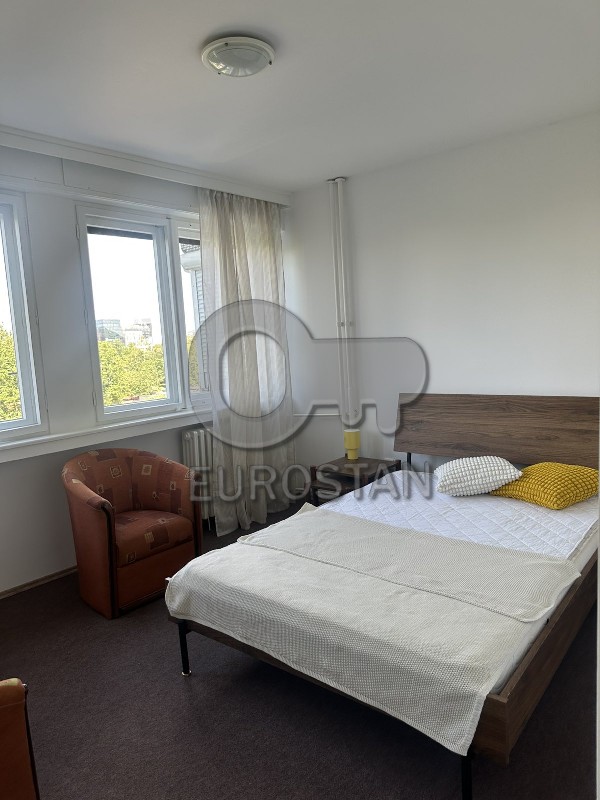 Bulevar Zorana Djindjića Blok 33 ID#44020