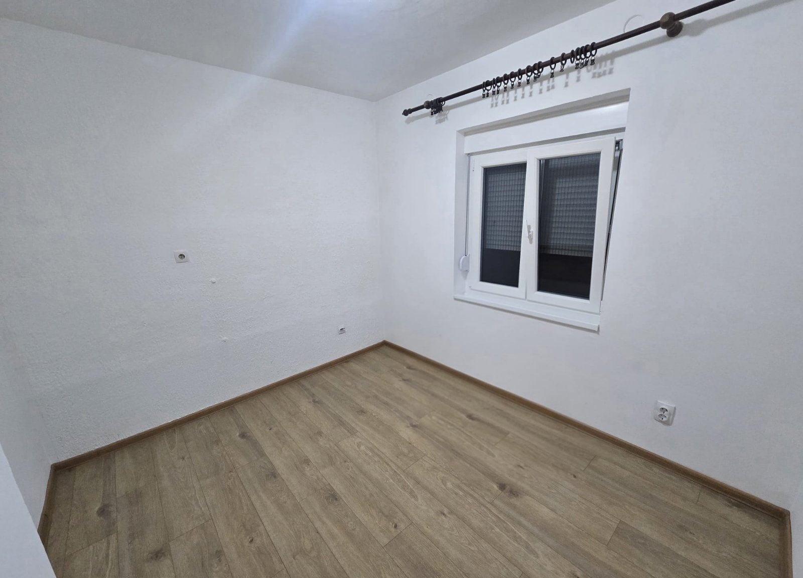 ŽARKOVO, MLADENOVAČKA ID#44065