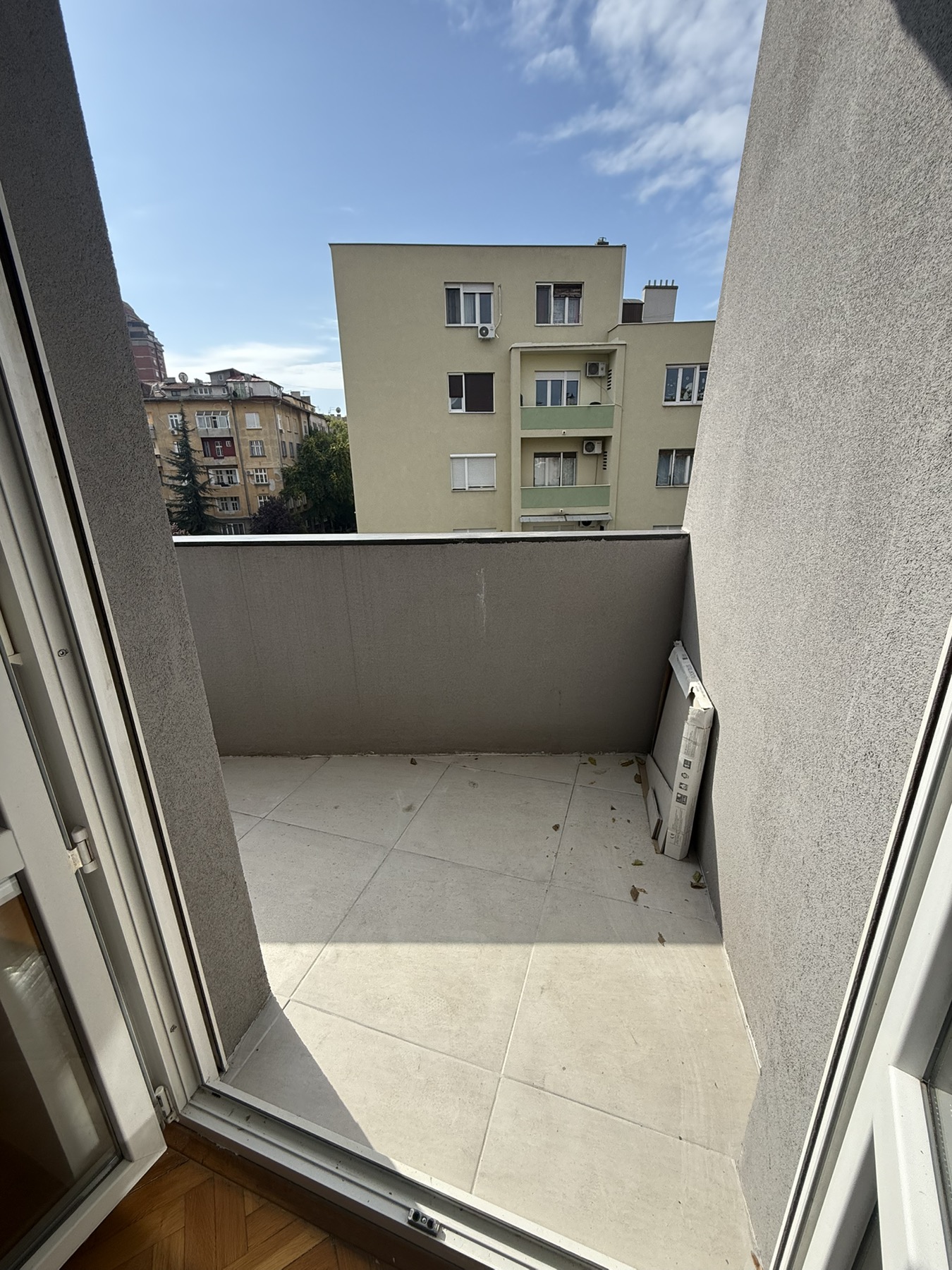 RENOVIRANA, UKNJIŽENA GARSONJERA, VRAČAR ID#44075