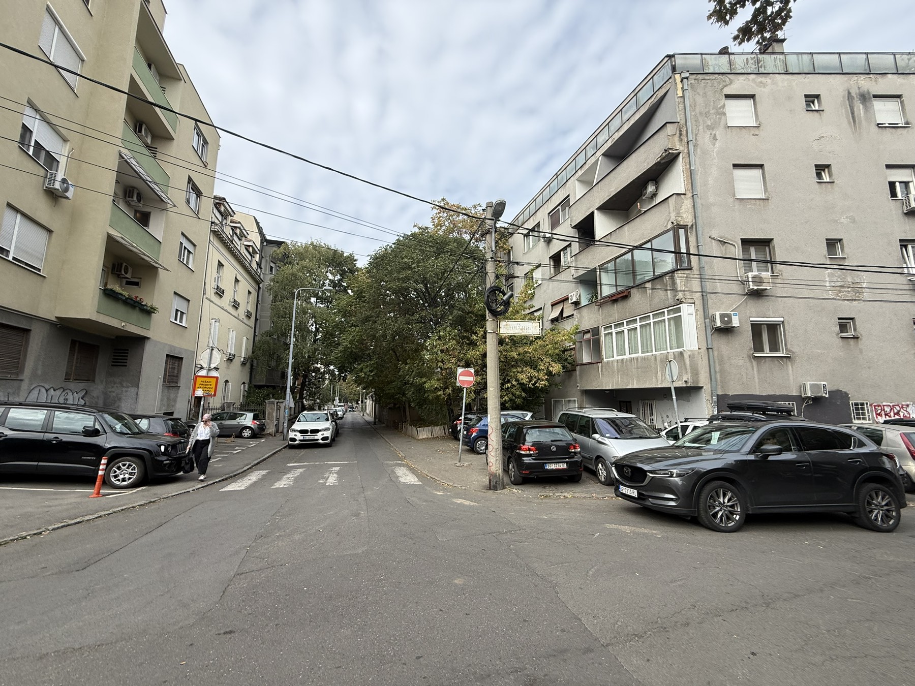 RENOVIRANA, UKNJIŽENA GARSONJERA, VRAČAR ID#44075
